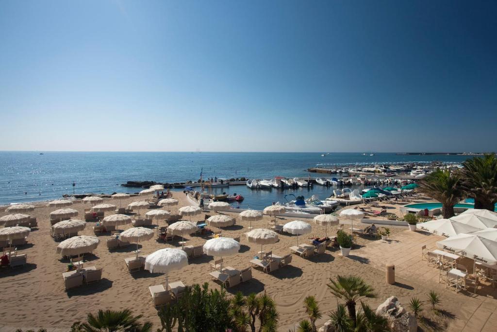 Hotel Circeo Park 4*